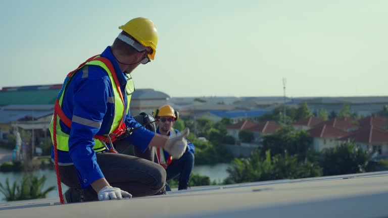 Best Cold Roofs  in Clyde, TX